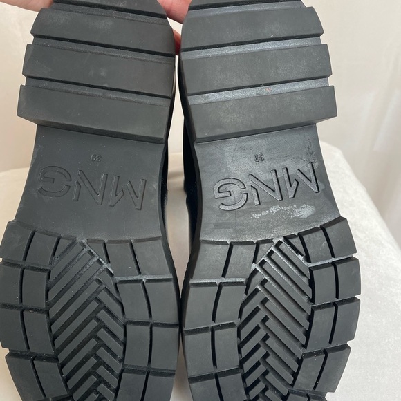 Mango Syria black faux leather ankle lugg boots track platform size 8.5 US NWT - Picture 5 of 5